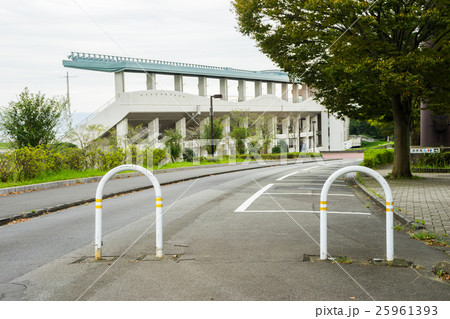 アーチ型車止め アーチ型車止め 25961393