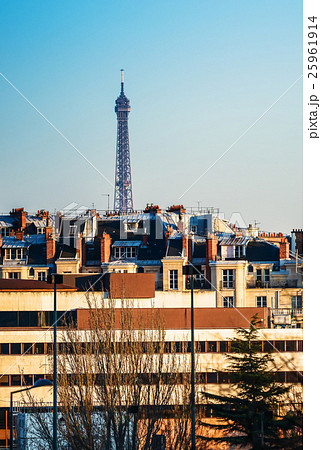 building in Paris near Eiffel Tower building in Paris near Eiffel Tower 25961914
