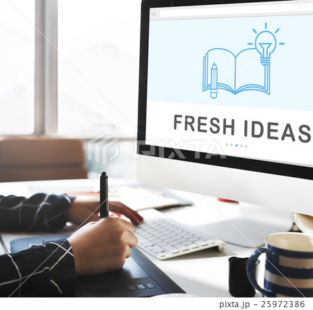 Be Creative E-learning Innovation Education Knowledge Concept Be Creative E-learning Innovation Education Knowledge Concept 25972386
