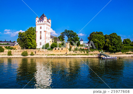 Eltville am Rhein, along the Rhine River,Germany 25977608