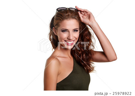 woman with beauty long brown hair 25978922