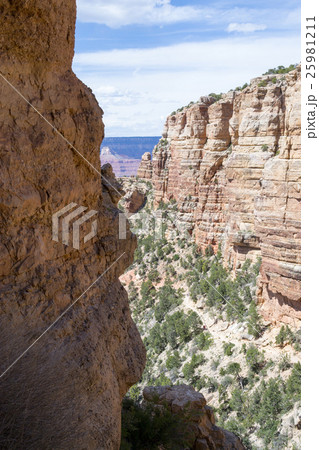 Descending the Kaibab trial 25981211