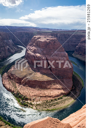 Horseshoe bend of the Colorado river 25981269