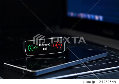 Smartwatch with "incoming call" notification Smartwatch with "incoming call" notification 25982549