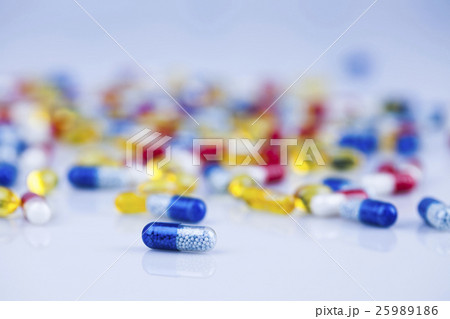 Medicine and healthy, Close up of capsules 25989186