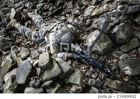 army ranger machine gunner 25989902