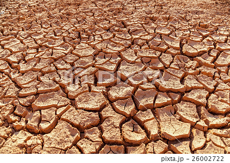 Parched earth 26002722