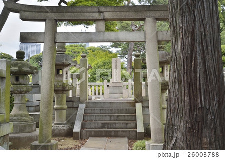 三条実美の墓　護国寺 26003788