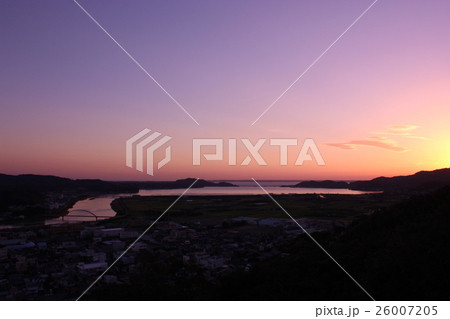 奥浜名湖の夕景 26007205