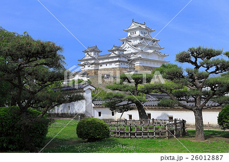 新緑の姫路城 新緑の姫路城 26012887