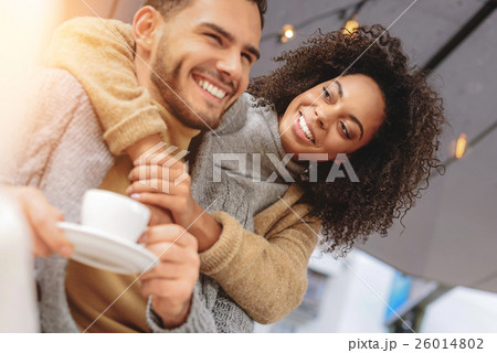 delight pair having a tea time 26014802
