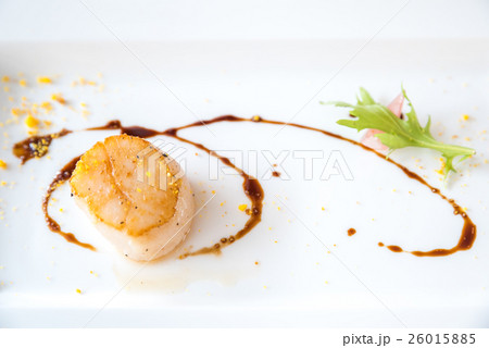 Grilled fried scallop 26015885