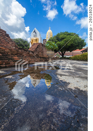 Temple in Phitsanulok, Thailand Temple in Phitsanulok, Thailand 26018024