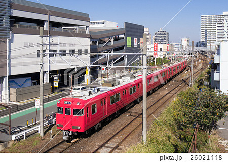 岩倉駅周辺 町並み 県道25号線高架橋から名鉄電車を望む 岩倉駅周辺 町並み 県道25号線高架橋から名鉄電車を望む 26021448