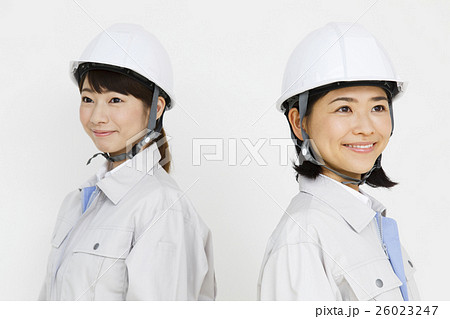 建設　不動産　建築　製造　建築業　製造業　建設業　女性　ビジネス　ビジネスウーマン 26023247