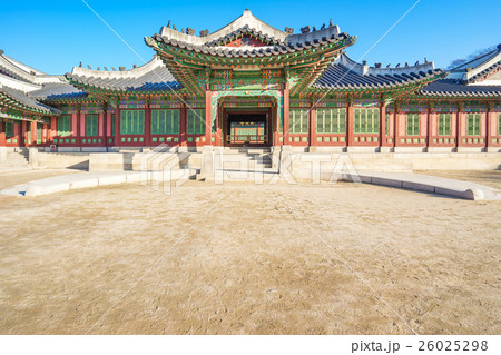 Gyeongbokgung Palace  in Seoul 26025298