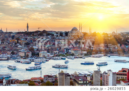 Tourist boat sails on the Golden Horn in Istanbul 26029855