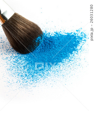 blue Powder Eyeshadow on a Brush, fashion beauty 26031280