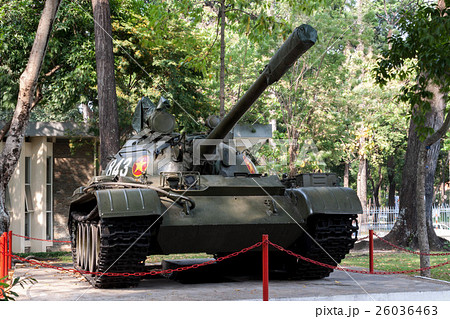 ベトナムのホーチミン市にある統一会堂に置かれている旧ソ連製のT54型戦車 26036463