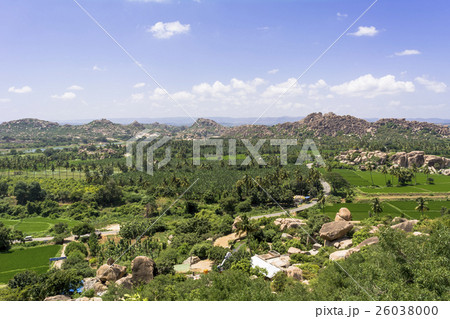 マタンガの丘よりハンピ古代遺跡群 マタンガの丘よりハンピ古代遺跡群 26038000