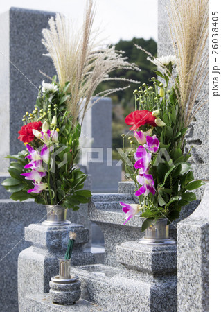 お墓まいり お墓まいり 26038405
