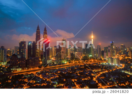 Aerial view of Kuala Lumpur city skyline 26041820
