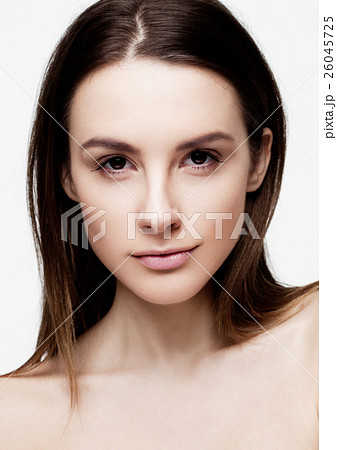 Beautiful woman girl with natural healthy makeup Beautiful woman girl with natural healthy makeup 26045725