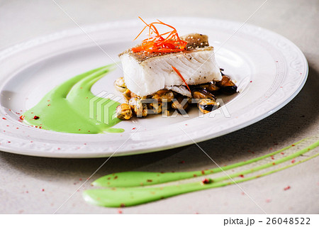 roasted fish steak with mussels 26048522