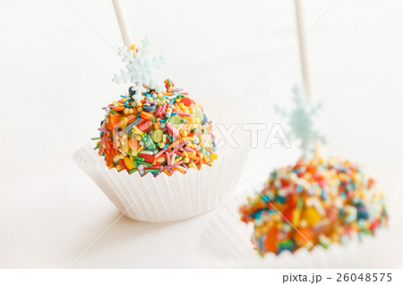 Cake pops 26048575
