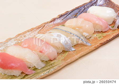おいしい握り鮨八貫盛り合わせ 26050474