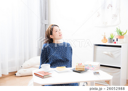 ケーキ 女性 ケーキ 女性 26052988