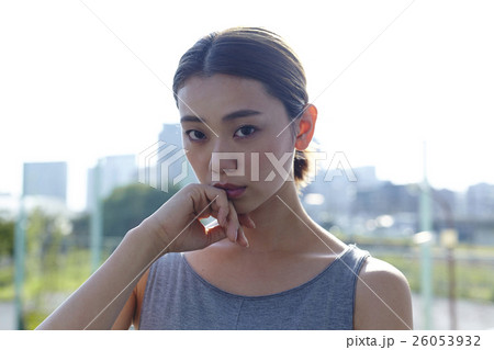 女性 ポートレート 女性 ポートレート 26053932