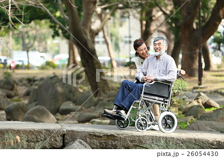 車椅子 介護 シニア 車椅子 介護 シニア 26054430
