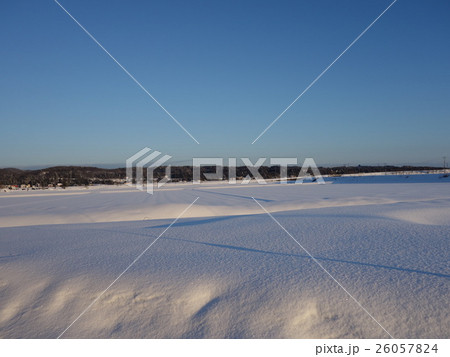 冬の朝 26057824