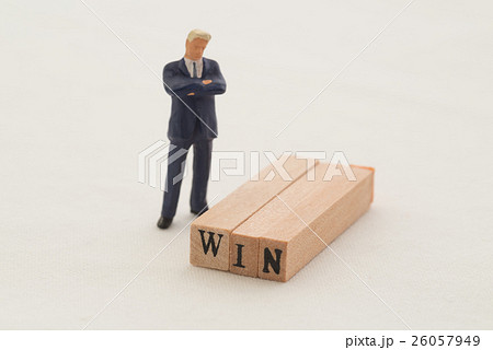 勝者 26057949