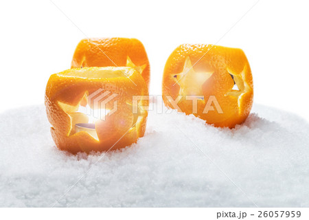 Lanterns of oranges Christmas decorations in the Lanterns of oranges Christmas decorations in the 26057959