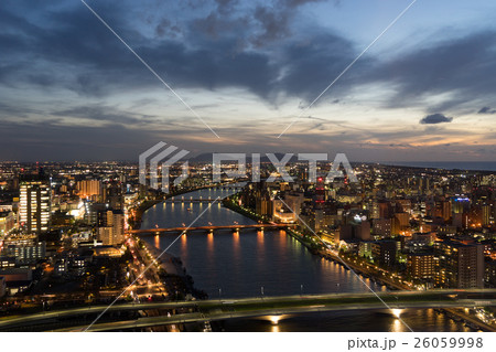 万代島ビル展望台から見る万代シテイ、古町方面の夜景 2 26059998