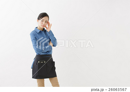 カフェスタッフ・若い女性 カフェスタッフ・若い女性 26063567