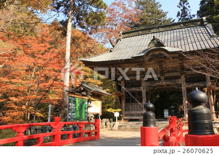 紅葉 榛名神社(随神門) 紅葉 榛名神社(随神門) 26070625
