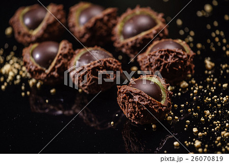 chocolate chestnuts 26070819