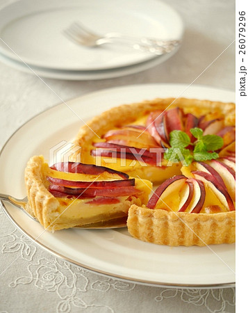 紅玉リンゴのキッシュ　　カット＆ホール 26079296