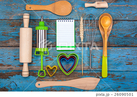 Set kitchen utensils and a notebook for recipes Set kitchen utensils and a notebook for recipes 26090501
