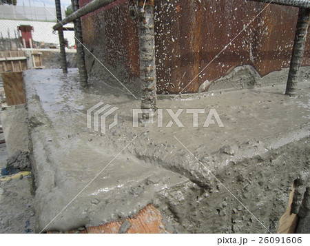 コンクリート打設 26091606