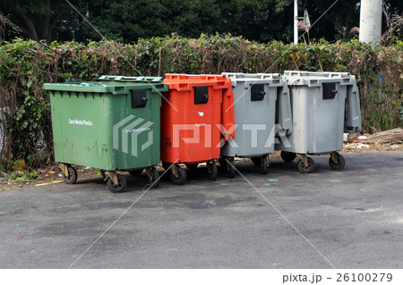 City trash cans (garbage bin) with wheels City trash cans (garbage bin) with wheels 26100279