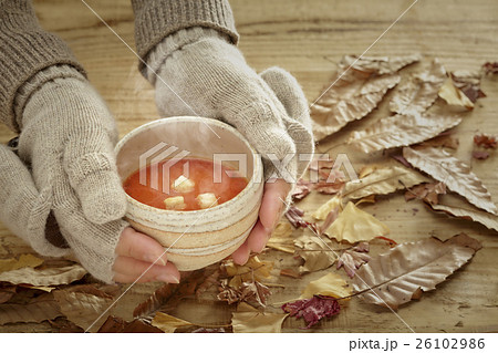 暖かい飲み物 暖かい飲み物 26102986