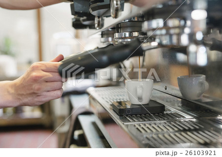 23744 23744 26103921