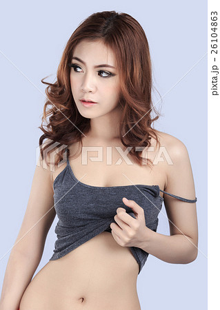 beautiful female model wearing gray tank top 26104863