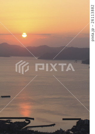 瀬戸内の朝焼け 26113882