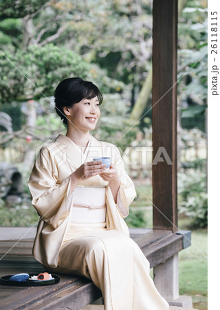 和装の女性 和装の女性 26118115