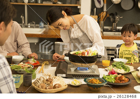 鍋料理　夕食イメージ 26128468